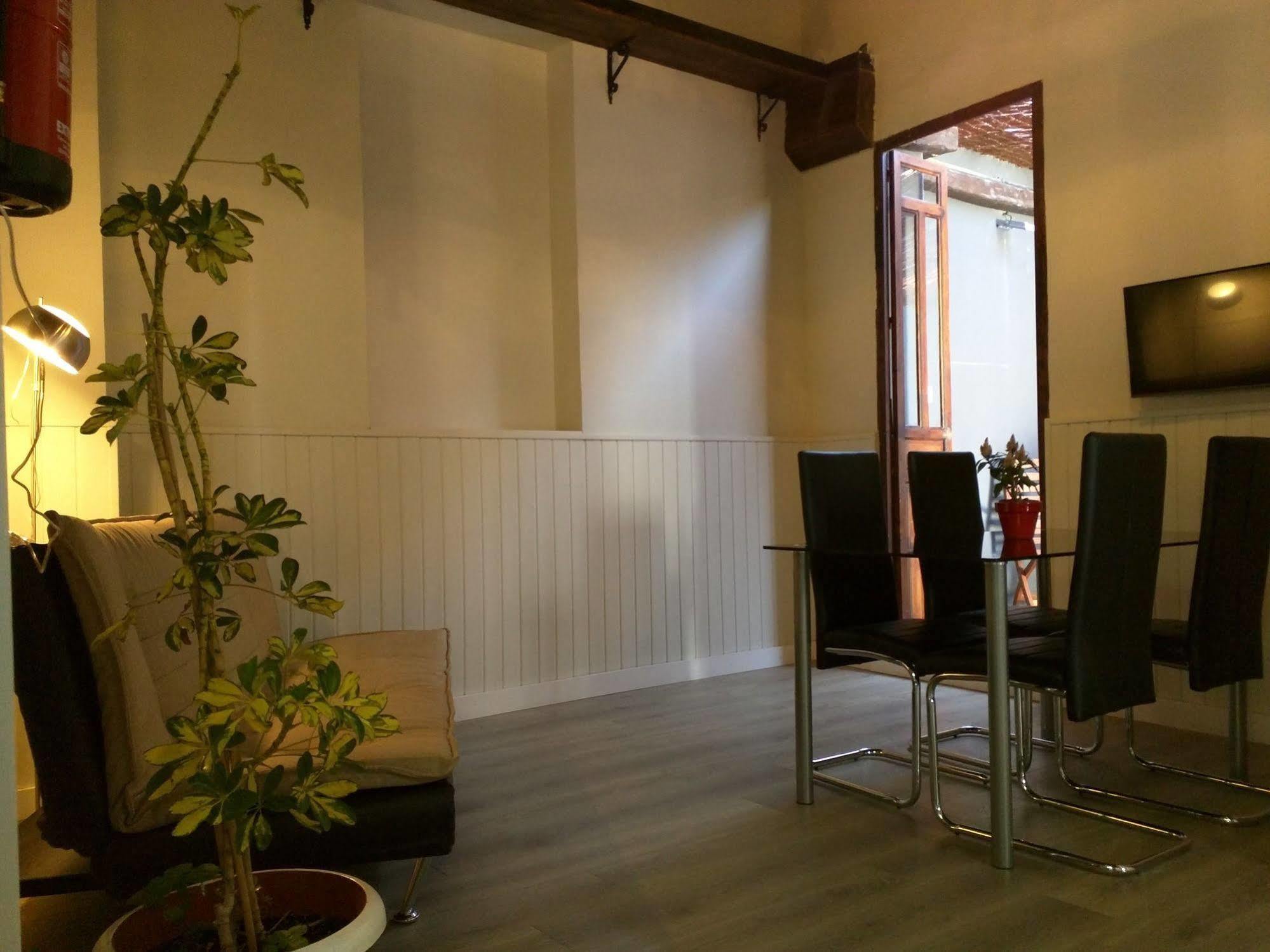 Nwt Paradise Urban Hostel Alicante Eksteriør bilde