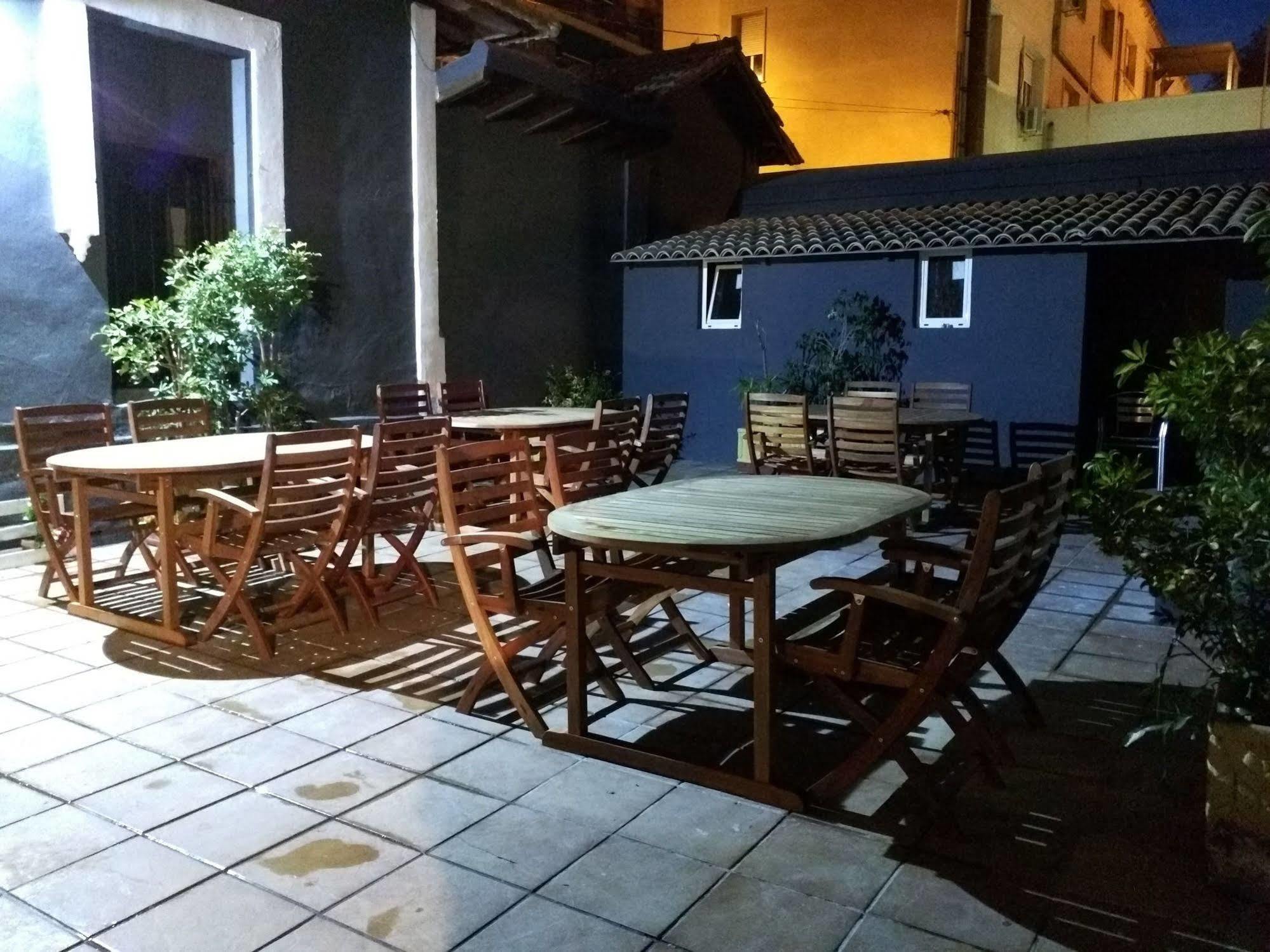 Nwt Paradise Urban Hostel Alicante Eksteriør bilde