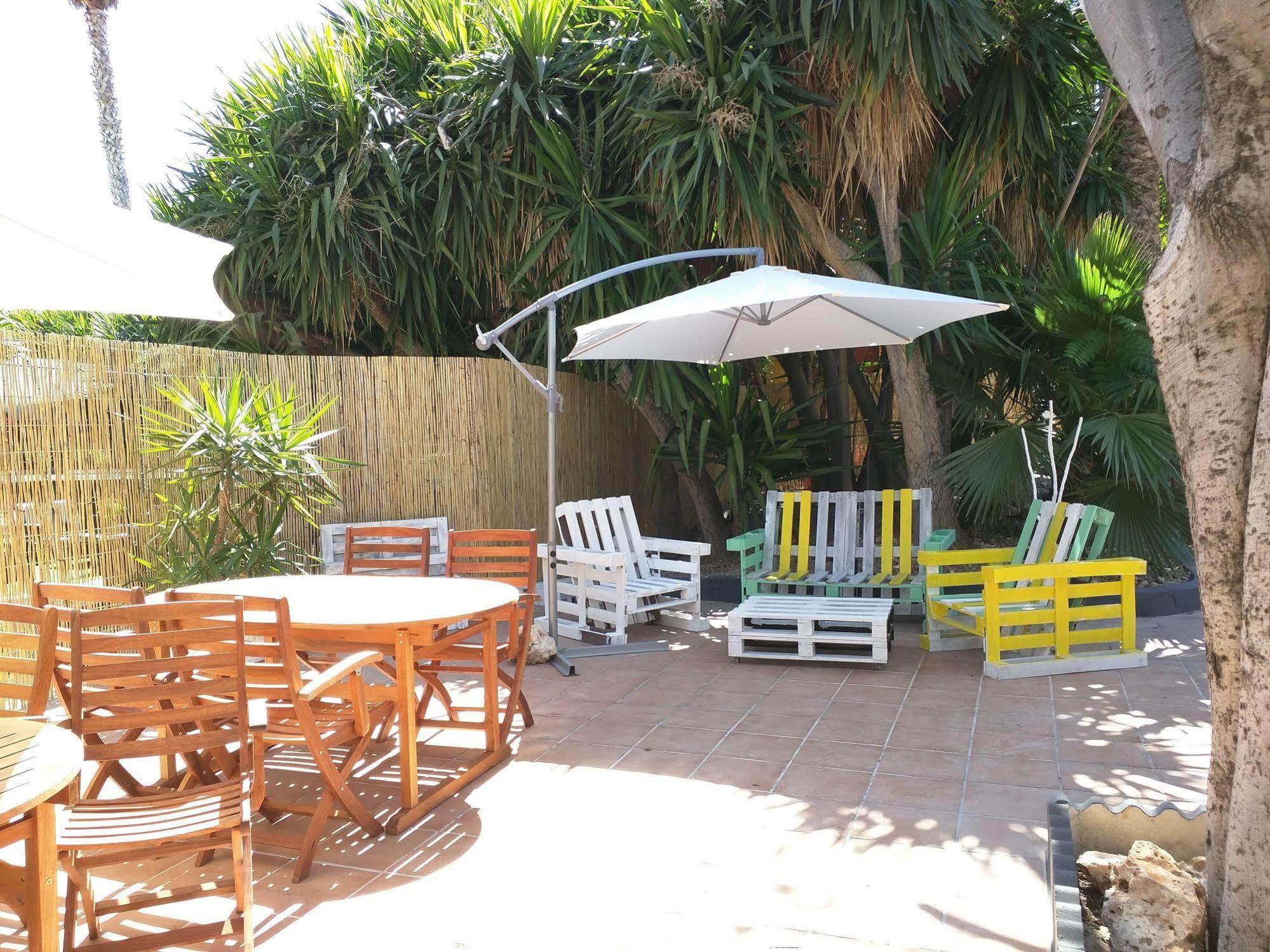Nwt Paradise Urban Hostel Alicante Eksteriør bilde