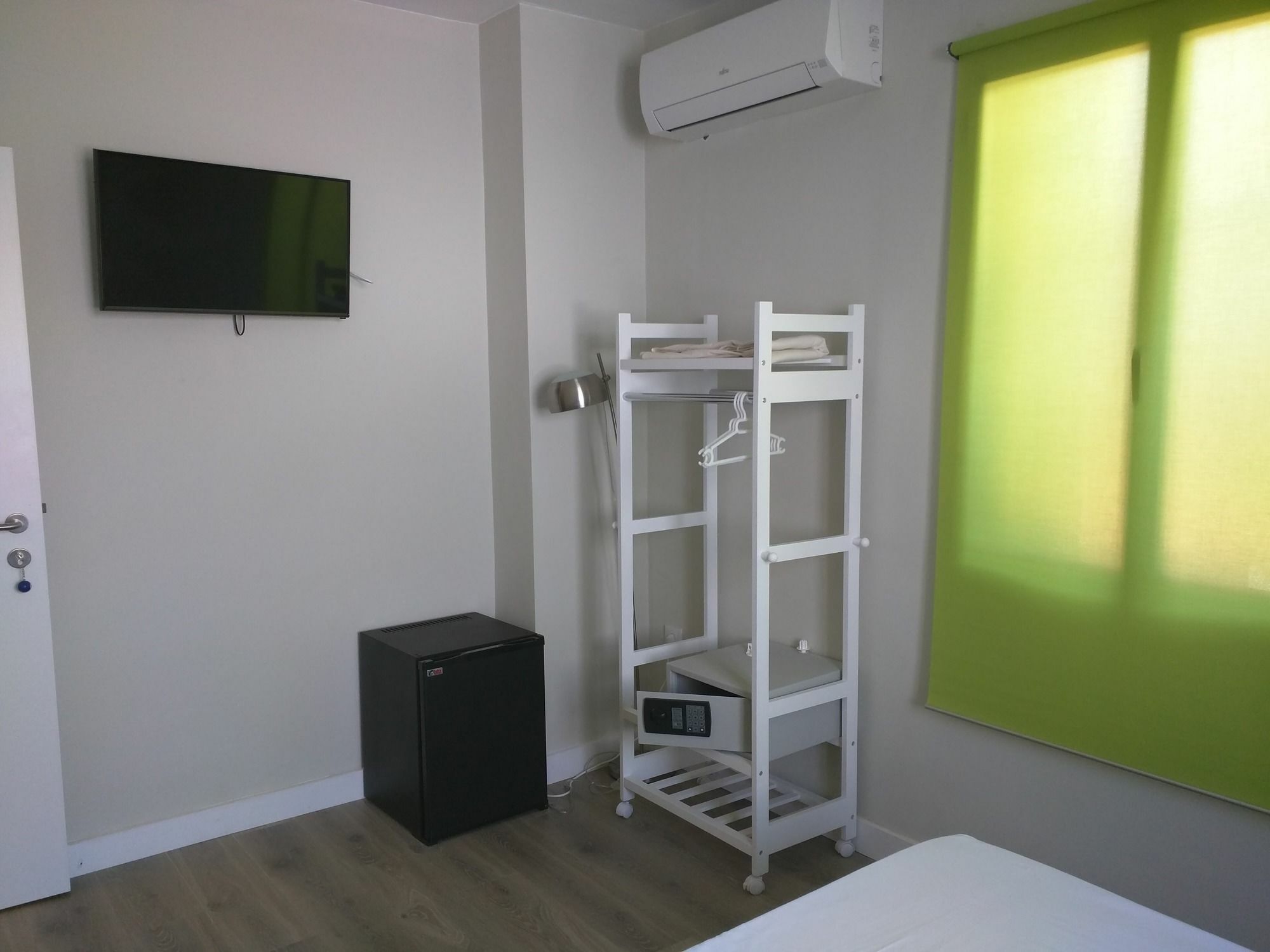 Nwt Paradise Urban Hostel Alicante Eksteriør bilde